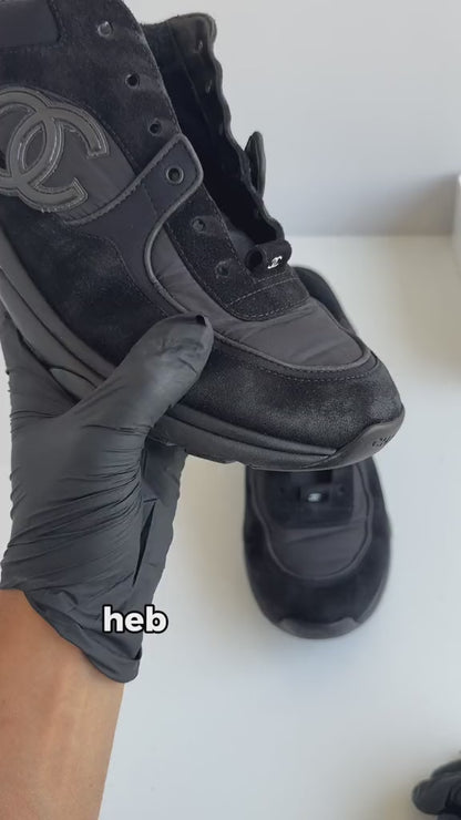 UFW SUEDE SPRAY - Premium solution